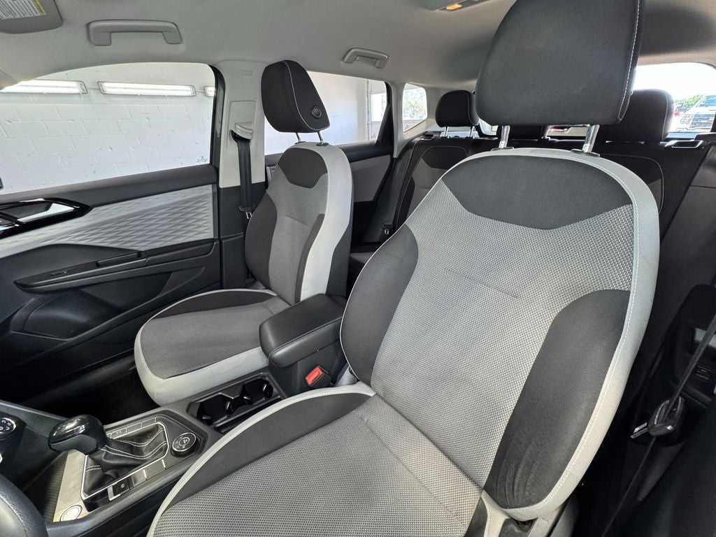 2022 Volkswagen Taos 1.5T S Alloy wheels