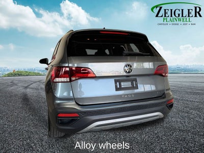 2022 Volkswagen Taos 1.5T S Alloy wheels