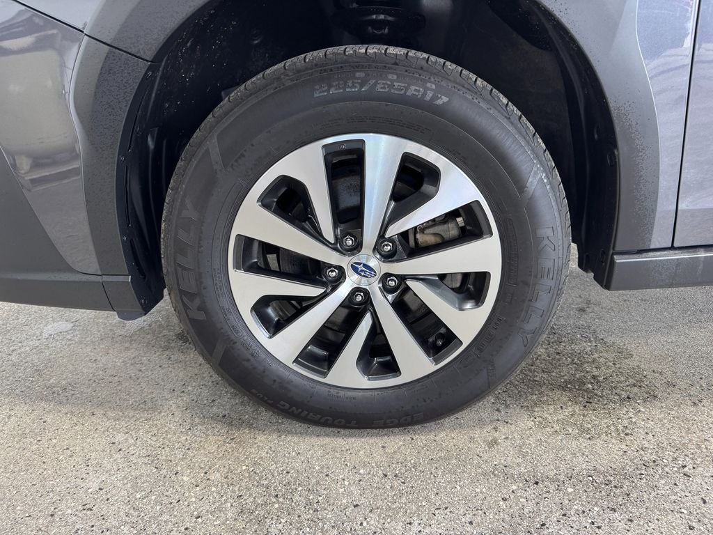 2024 Subaru Outback Premium Alloy wheels