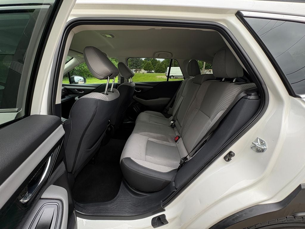 2024 Subaru Outback Premium Alloy wheels