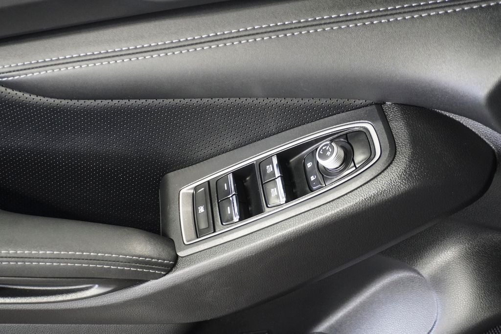 2024 Subaru Ascent Limited STARLINK/Apple CarPlay/Android Auto