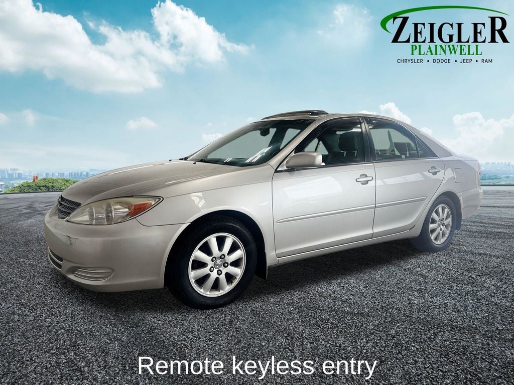 Used 2002 Toyota Camry XLE with VIN 4T1BF30K32U007980 for sale in Plainwell, MI