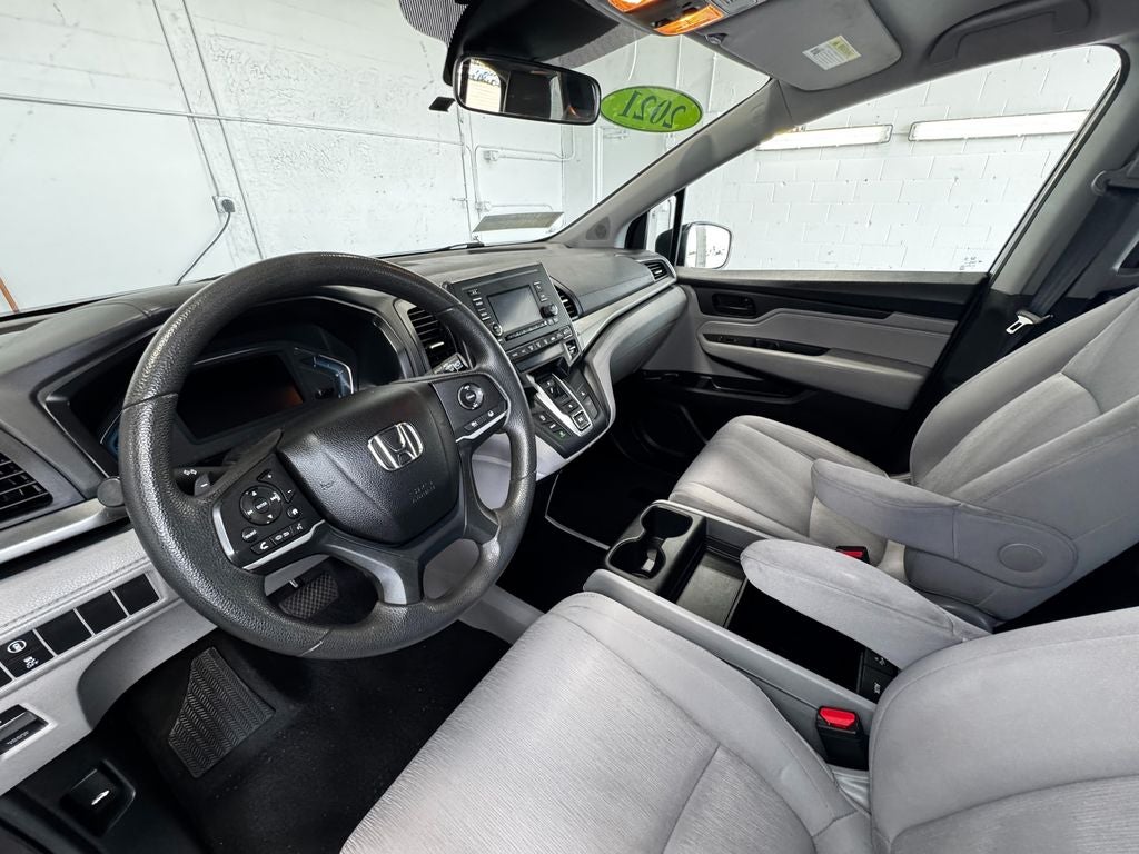 2021 Honda Odyssey LX 3rd row seat