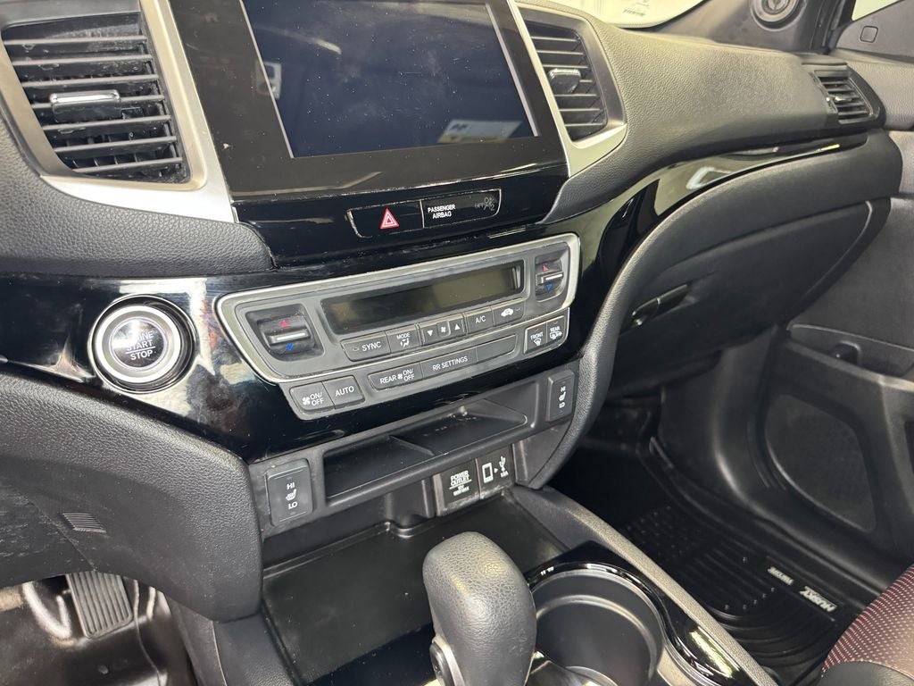2019 Honda Ridgeline Black Edition Power moonroof