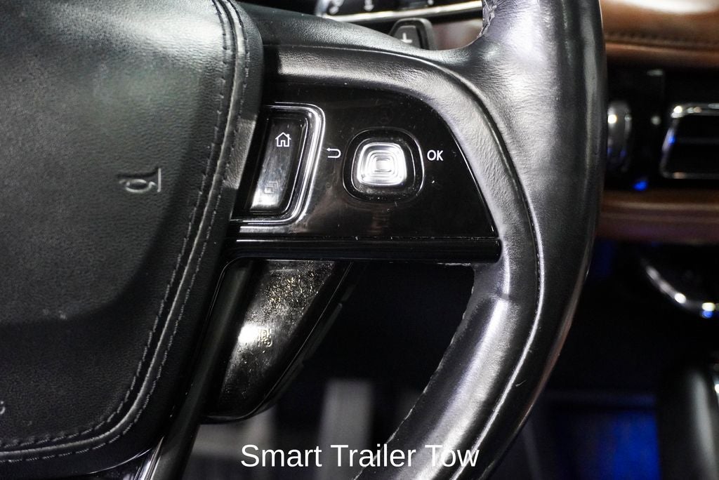 2020 Lincoln Aviator Reserve Panoramic Moonroof & Navigation System