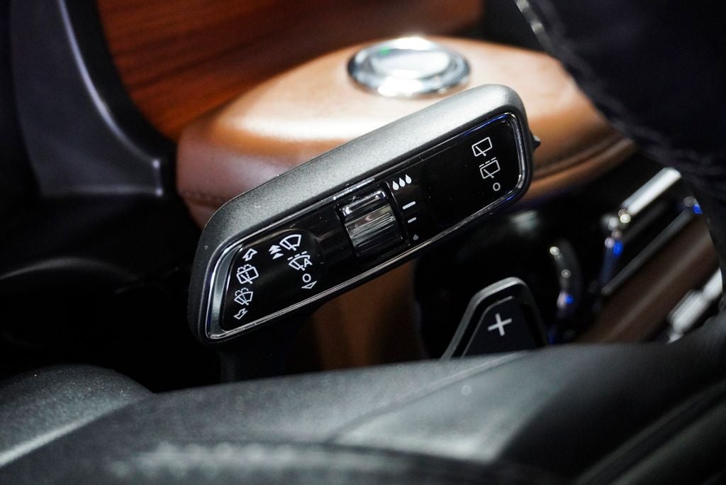 2020 Lincoln Aviator Reserve Panoramic Moonroof & Navigation System