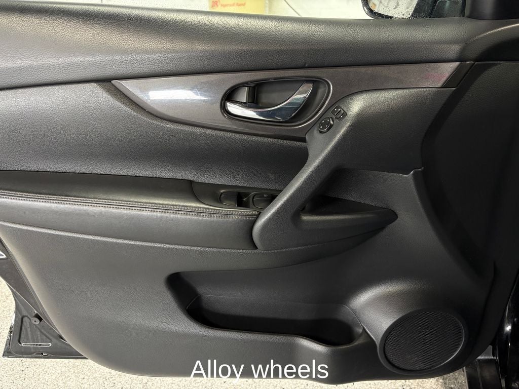 2020 Nissan Rogue SV Power Panoramic Moonroof