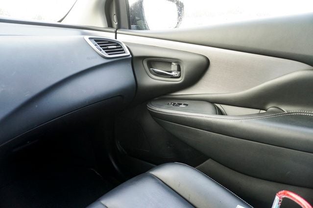 2024 Nissan Murano SV Navigation & Panoramic Moonroof