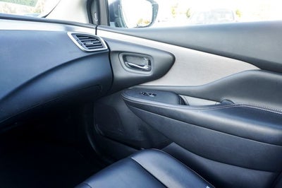 2024 Nissan Murano SV Navigation & Full Pano Moonroof