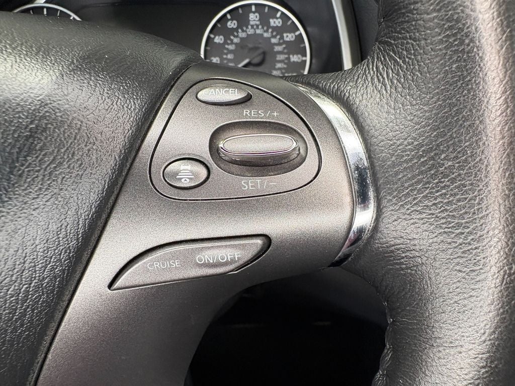 2024 Nissan Murano SV Heated seats