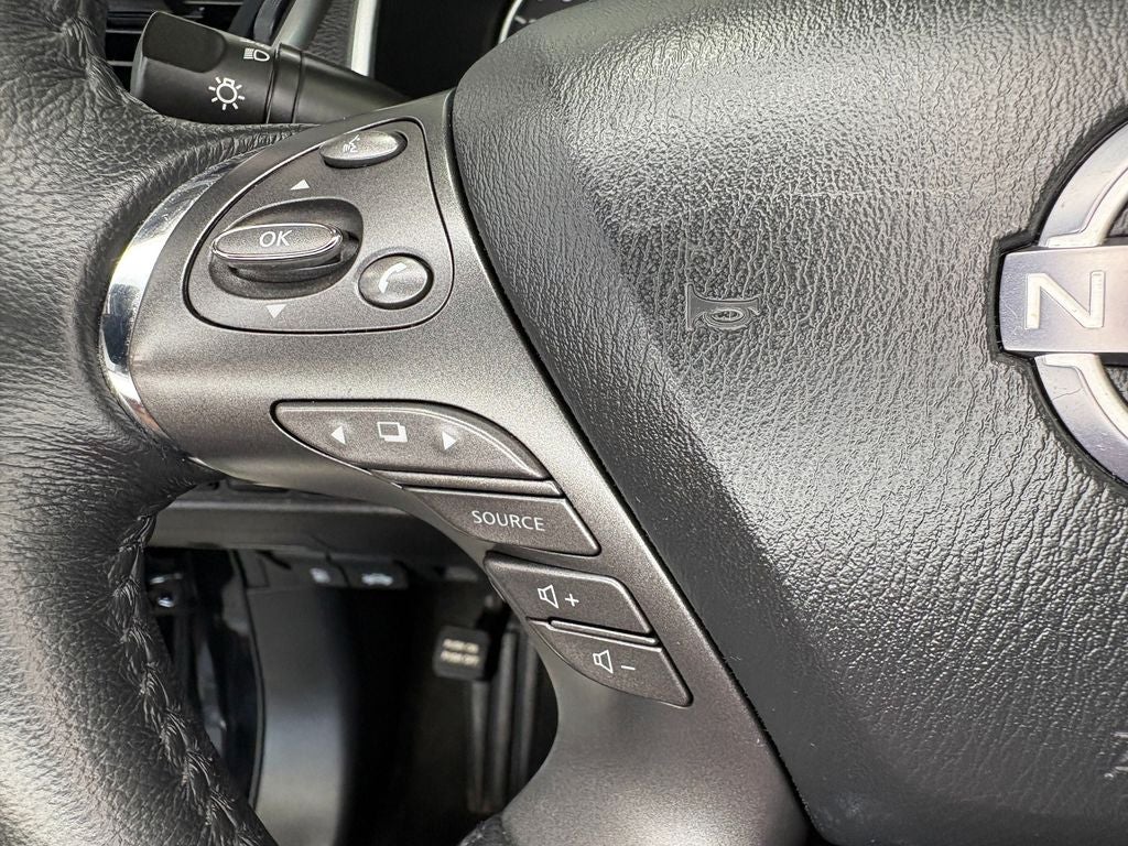 2024 Nissan Murano SV Heated seats