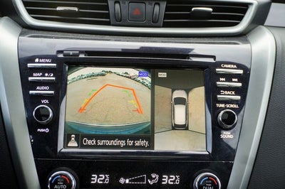 2024 Nissan Murano SL Power moonroof & Navigation System