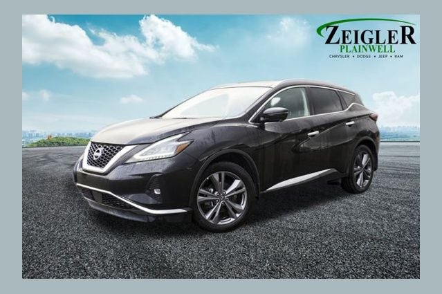 2023 Nissan Murano Platinum Power moonroof & Navigation System
