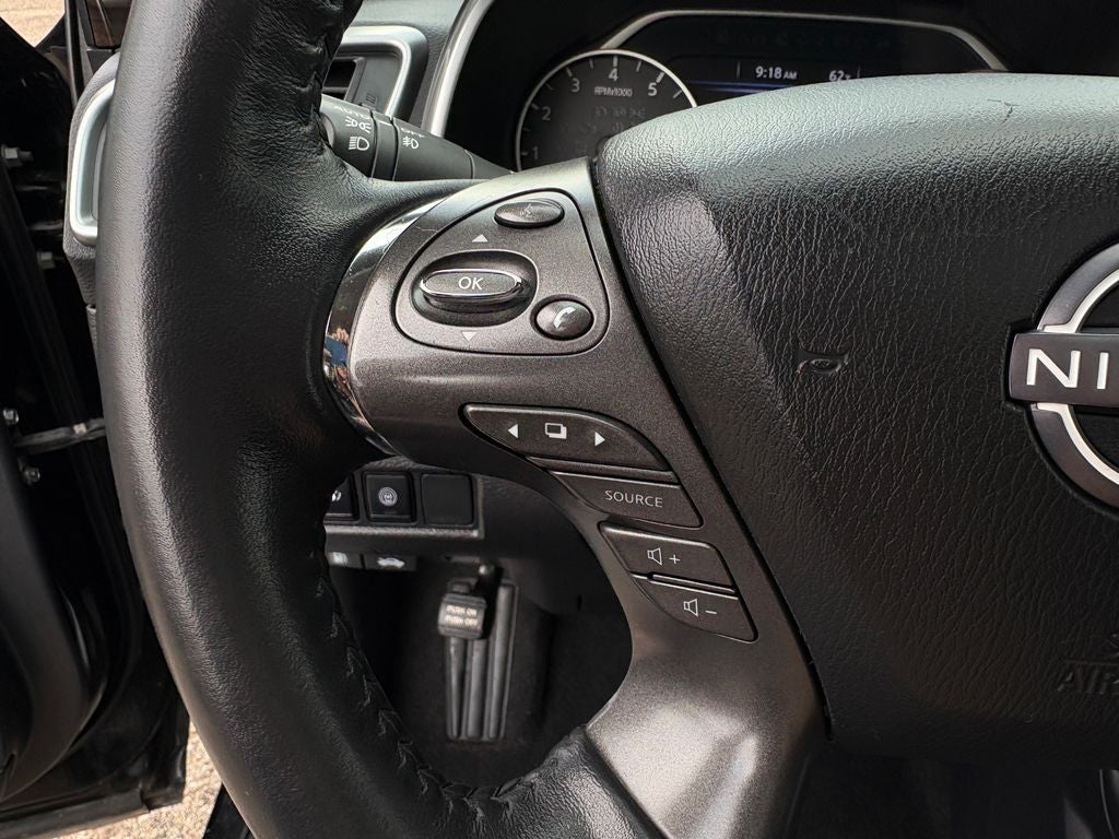 2023 Nissan Murano Platinum Power moonroof & Navigation System