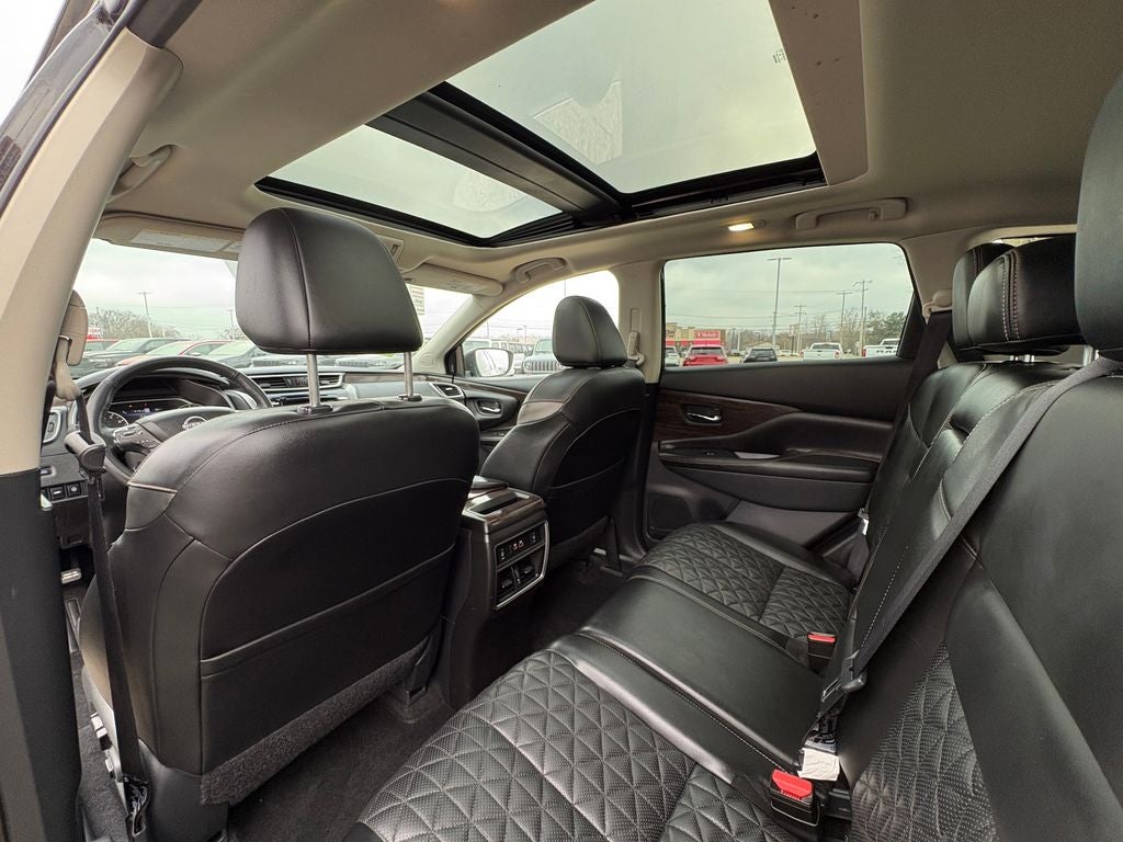 2023 Nissan Murano Platinum Power moonroof & Navigation System