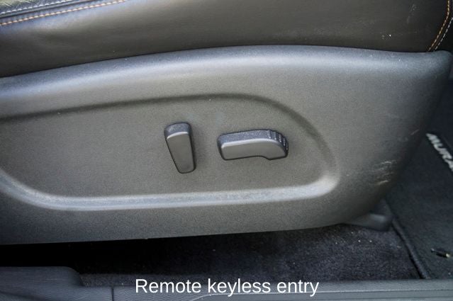 2023 Nissan Murano Platinum Power moonroof & Navigation System