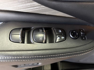 2016 Nissan Murano Platinum Power Panoramic Moonroof