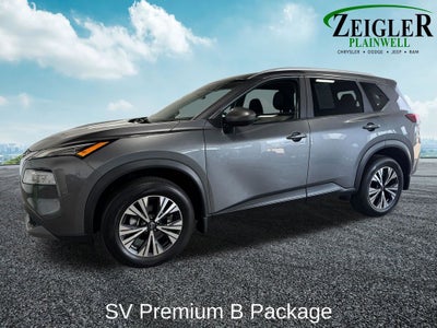 2023 Nissan Rogue SV Panoramic Moonroof