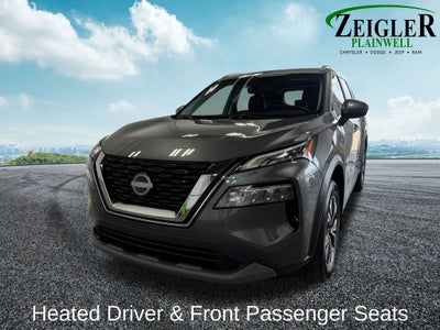 2023 Nissan Rogue SV Panoramic Moonroof