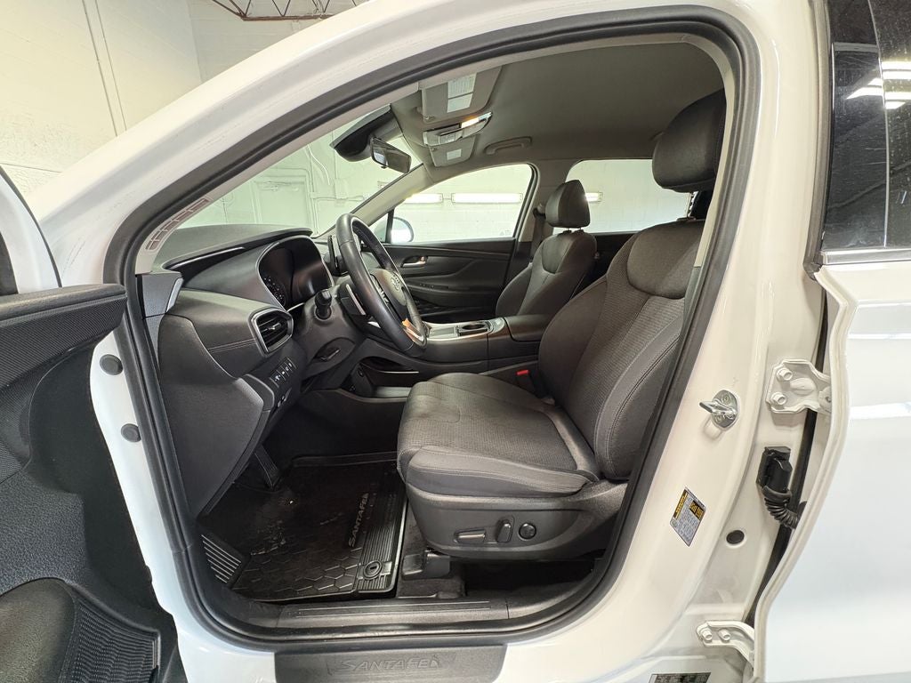 2023 Hyundai Santa Fe SEL Navigation System