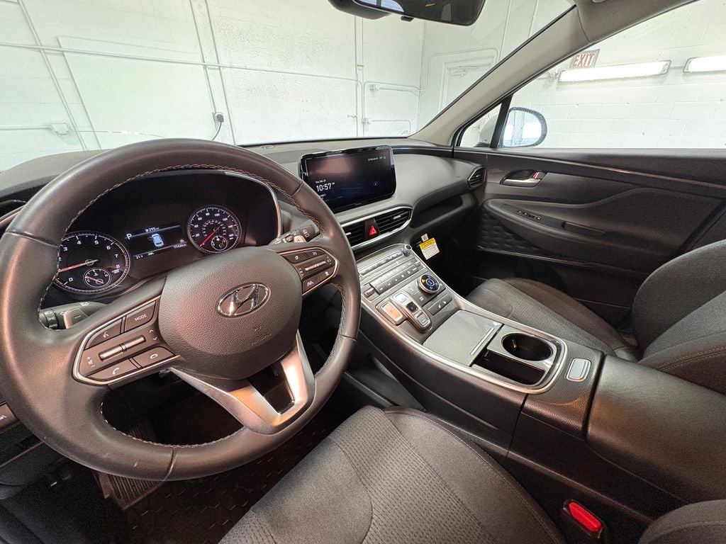 2023 Hyundai Santa Fe SEL Navigation System