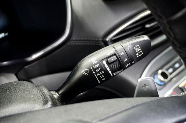 2022 Hyundai Santa Fe Limited Navigation System & Power moonroof