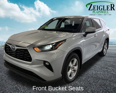 2022 Toyota Highlander Hybrid LE