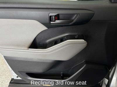 2022 Toyota Highlander Hybrid LE