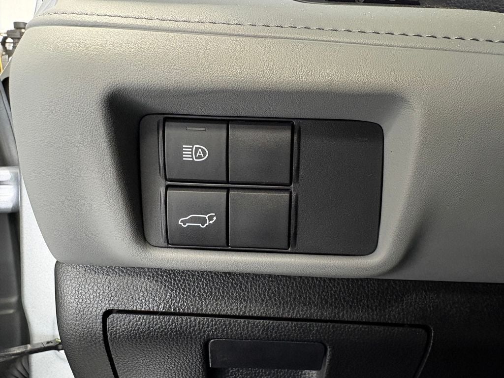 2022 Toyota Highlander Hybrid LE