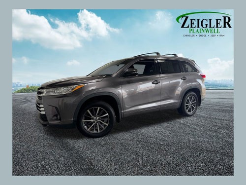 2018 Toyota Highlander XLE Power moonroof