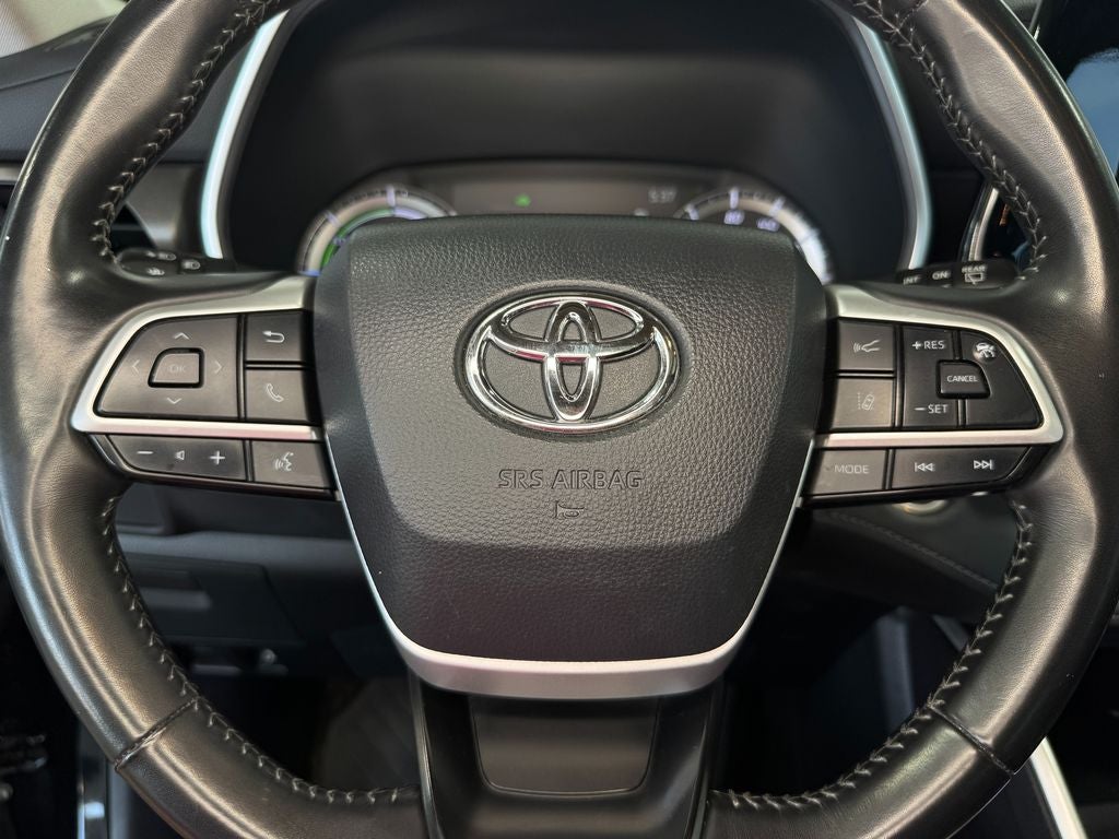 2024 Toyota Highlander Hybrid XLE 3rd row seats