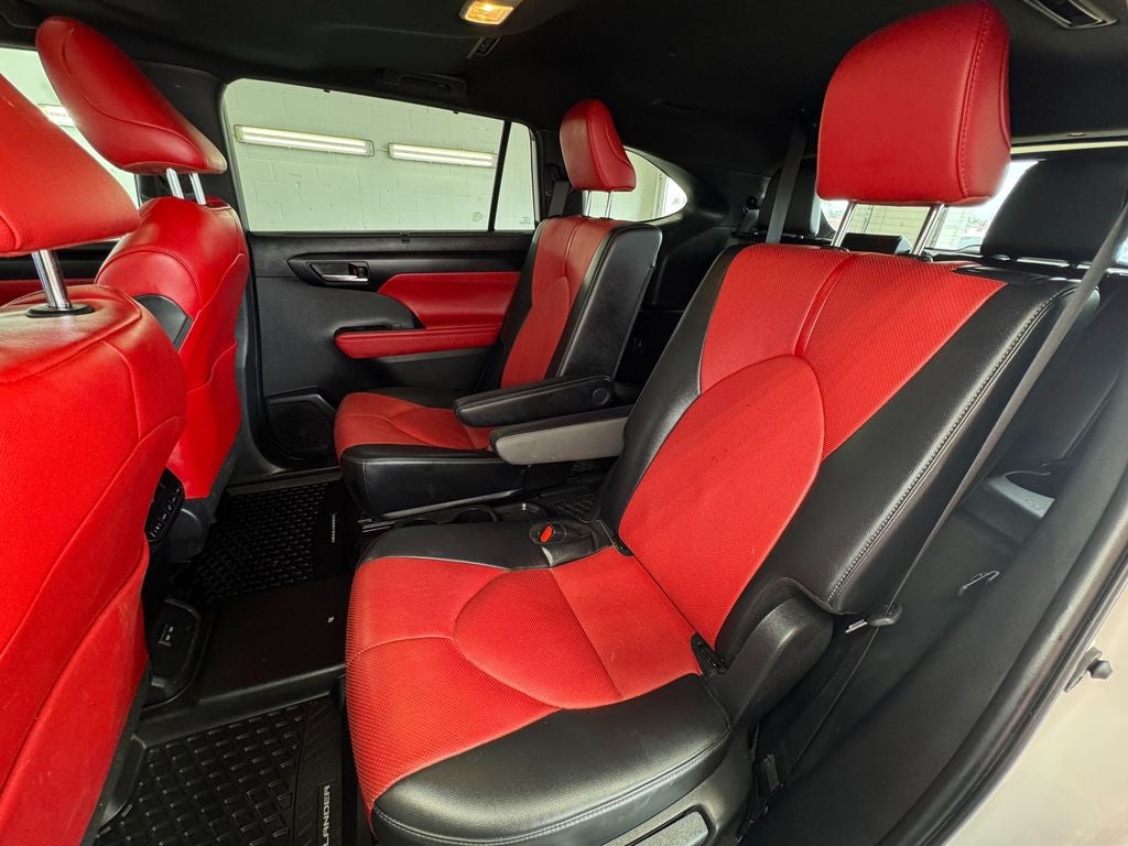 2024 Toyota Highlander Platinum