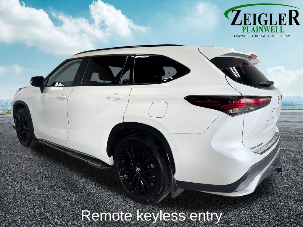 2024 Toyota Highlander Platinum