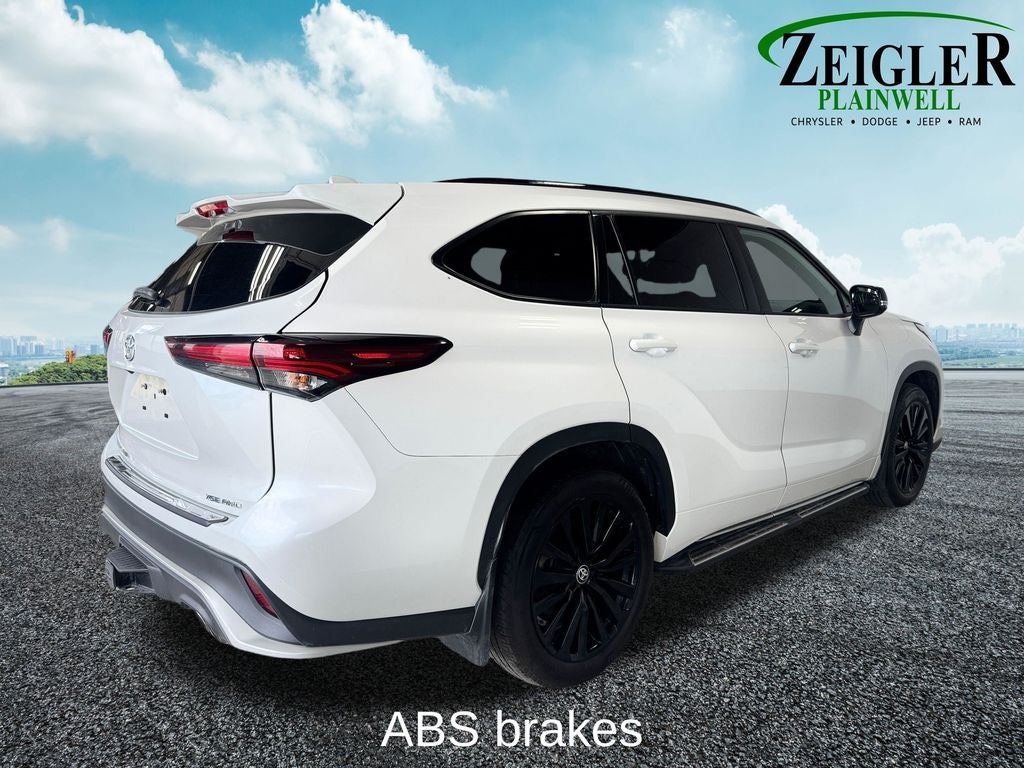 2024 Toyota Highlander Platinum
