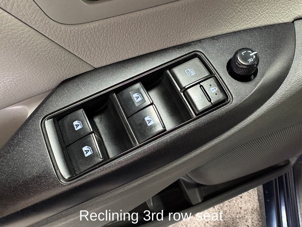 2019 Toyota Sienna LE 8 Passenger