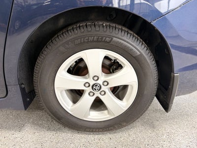 2019 Toyota Sienna LE 8 Passenger