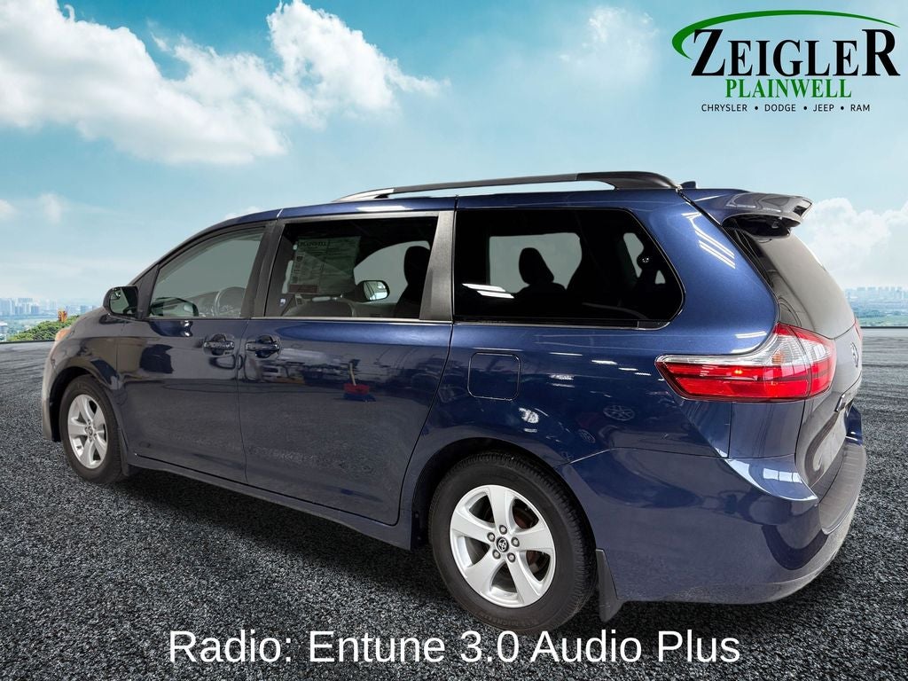 2019 Toyota Sienna LE 8 Passenger