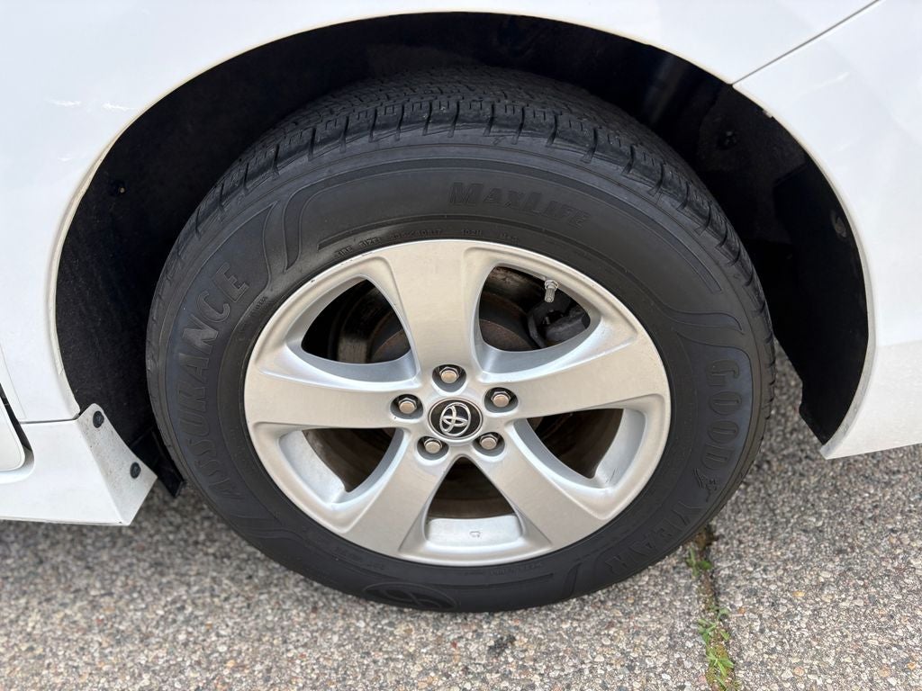 2018 Toyota Sienna LE 8 Passenger