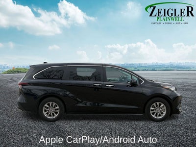 2023 Toyota Sienna XLE 7 Passenger