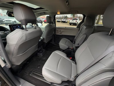 2023 Toyota Sienna XLE 7 Passenger