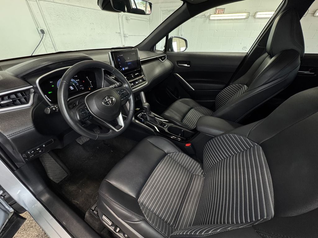 2023 Toyota Corolla Cross Hybrid XSE