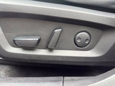 2024 Mitsubishi Outlander Base