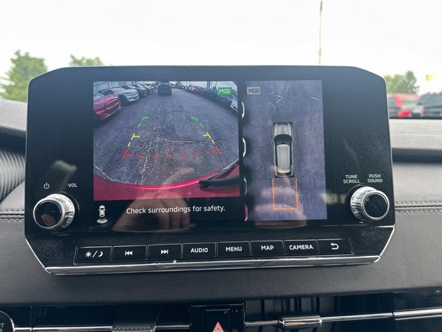 2024 Mitsubishi Outlander Base