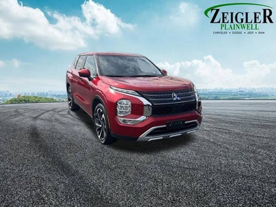 2024 Mitsubishi Outlander Base