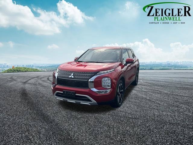 2024 Mitsubishi Outlander Base