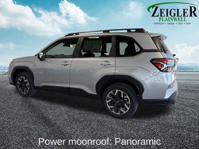 2025 Subaru Forester Premium Power moonroof