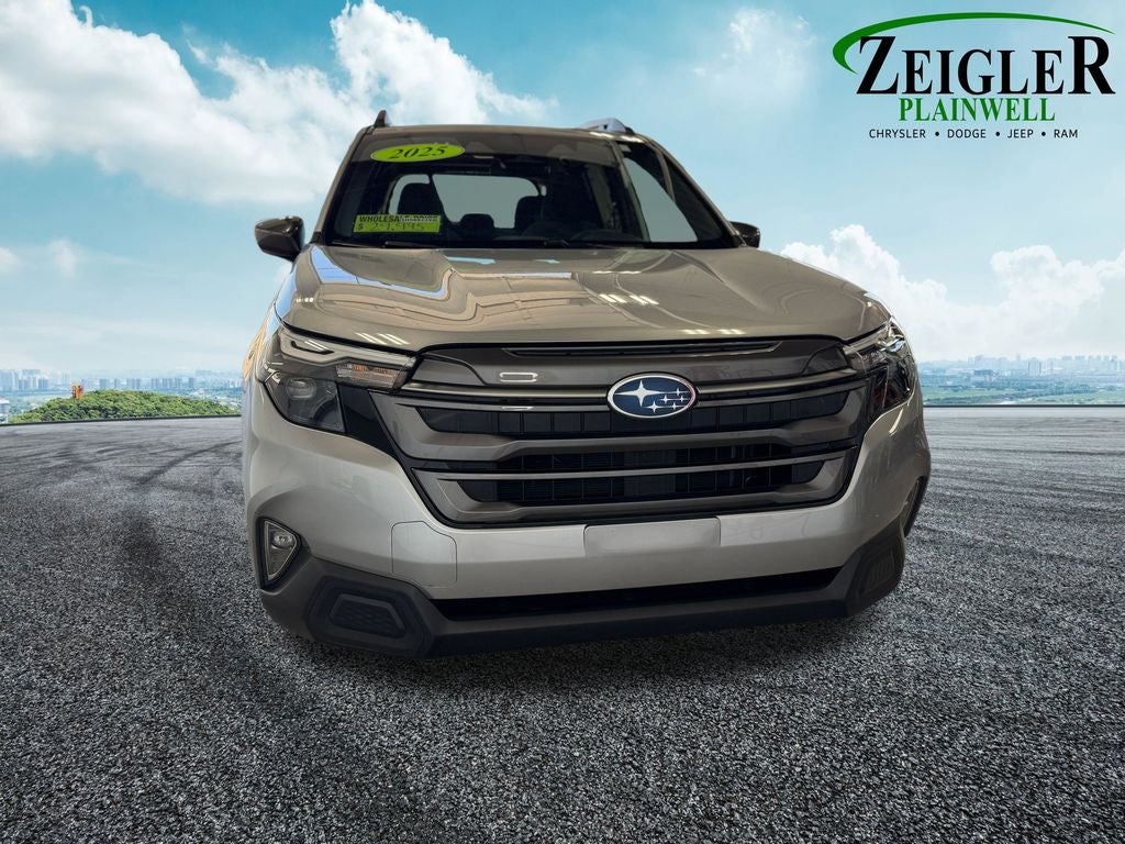 2025 Subaru Forester Premium Power moonroof