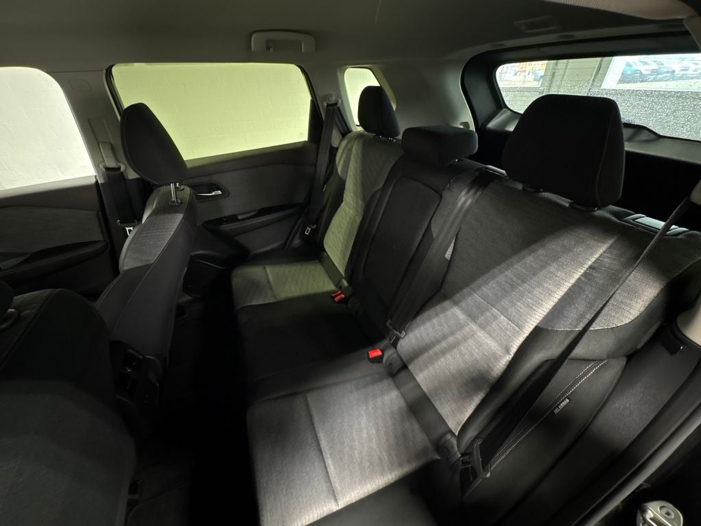 2023 Nissan Rogue SV Apple CarPlay & Android Auto