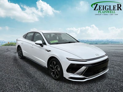 2025 Hyundai Sonata SEL Apple CarPlay & Android Auto