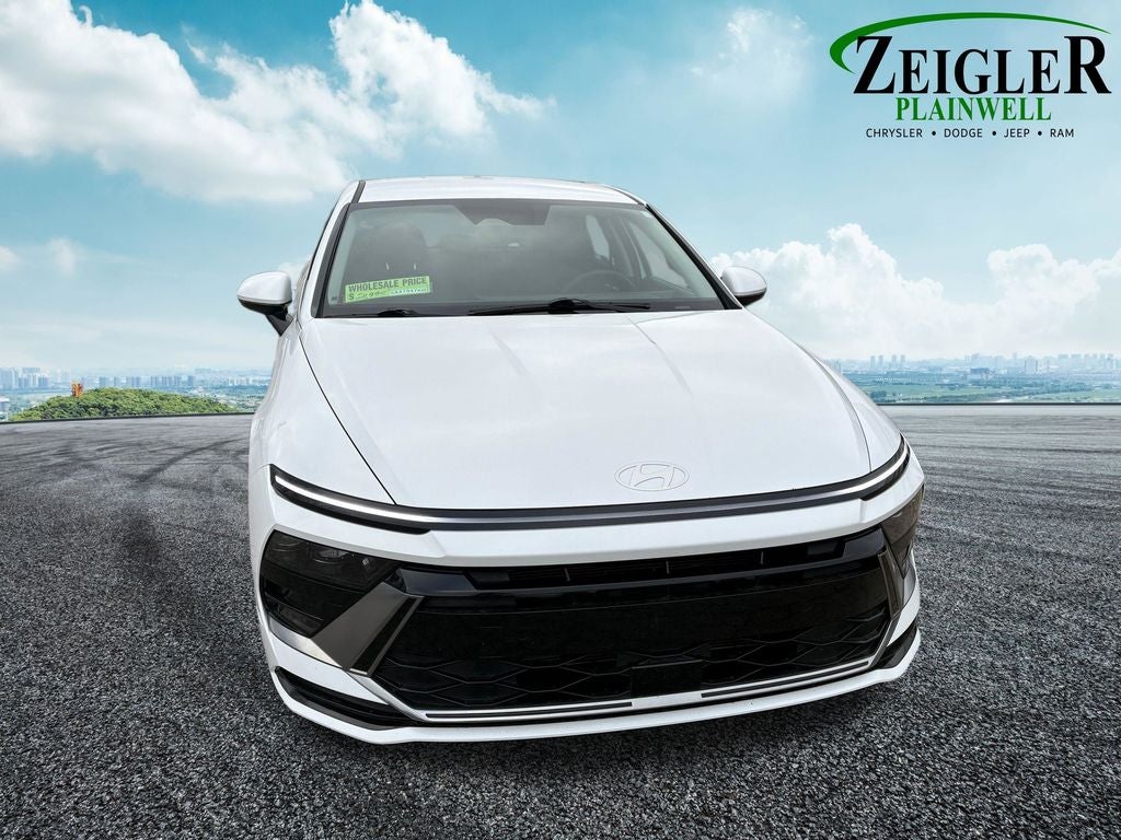 2025 Hyundai Sonata SEL Apple CarPlay & Android Auto
